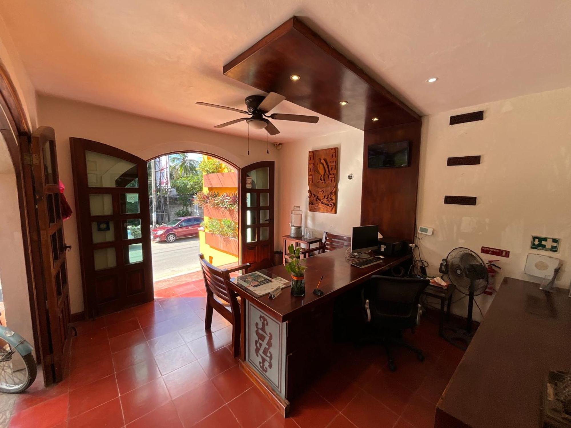 El Zaguan Colonial By Guruhotel バリャドリッド エクステリア 写真