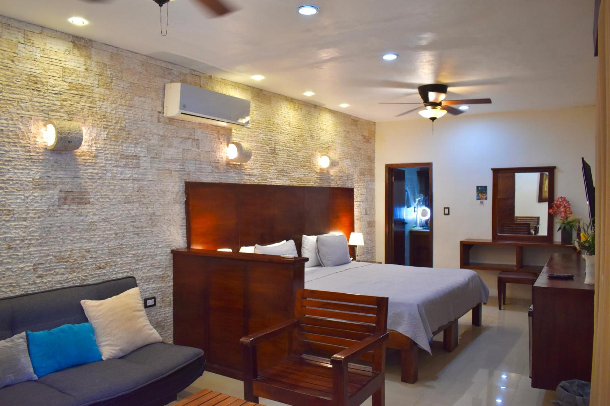 El Zaguan Colonial By Guruhotel バリャドリッド エクステリア 写真
