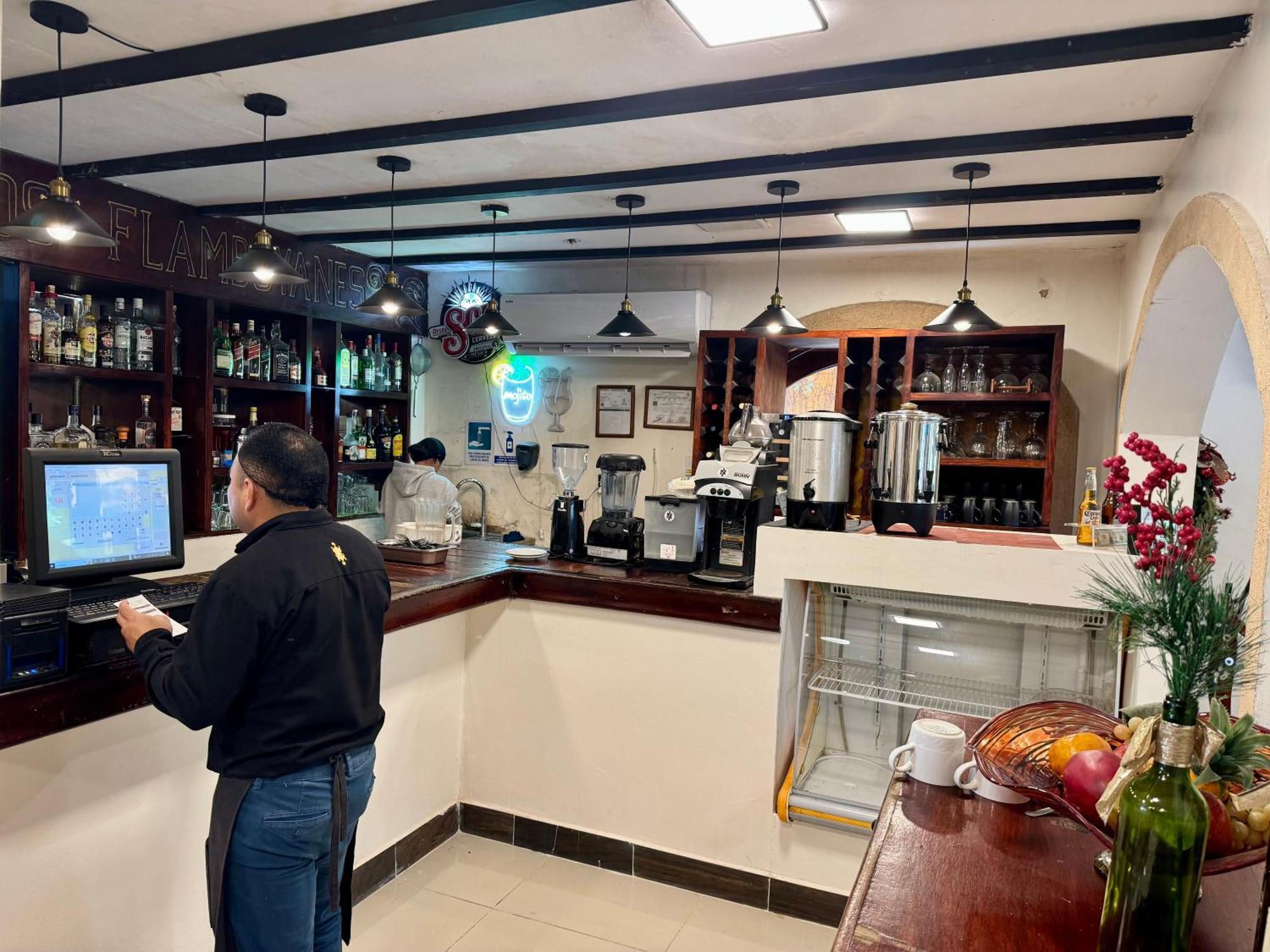 El Zaguan Colonial By Guruhotel バリャドリッド エクステリア 写真