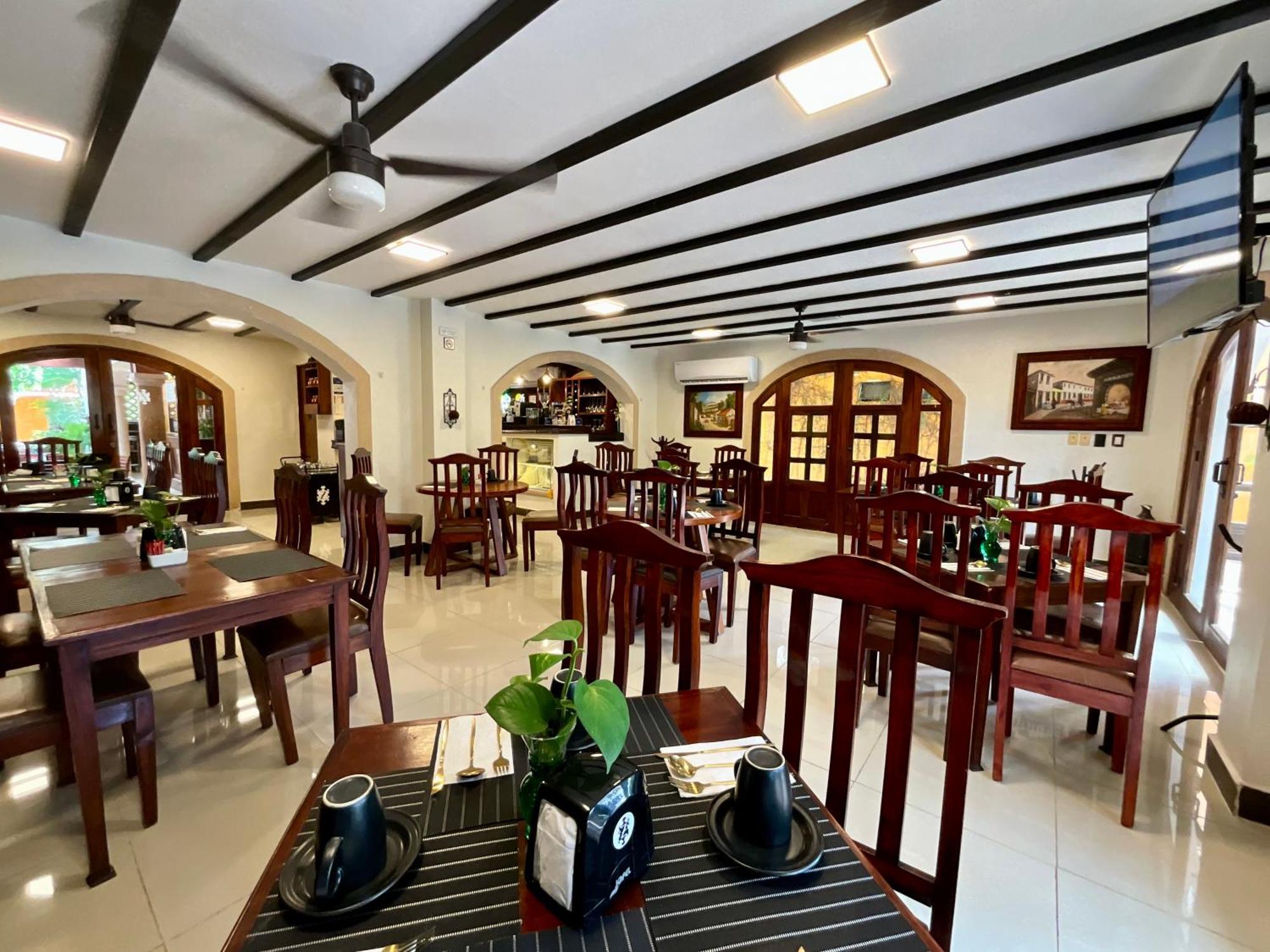 El Zaguan Colonial By Guruhotel バリャドリッド エクステリア 写真